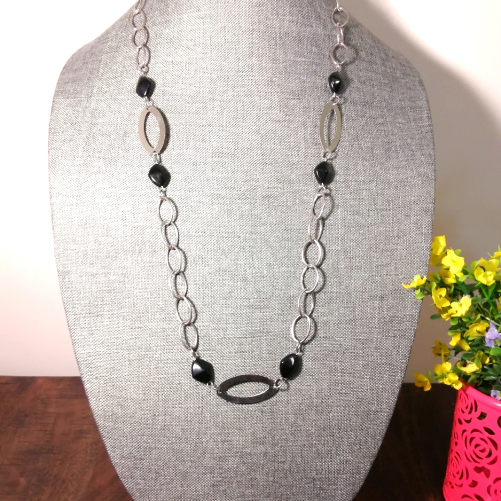 Gorgeous Vintage LBVYR Brand Art Deco Long Necklace